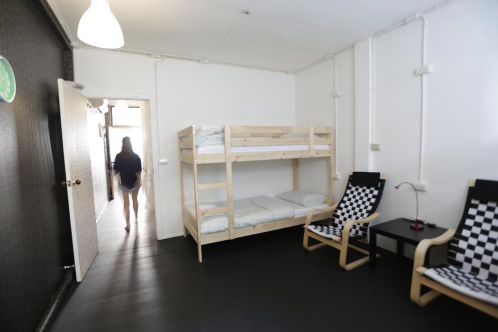Tiger Lily Hostel Bangkok Phòng bức ảnh