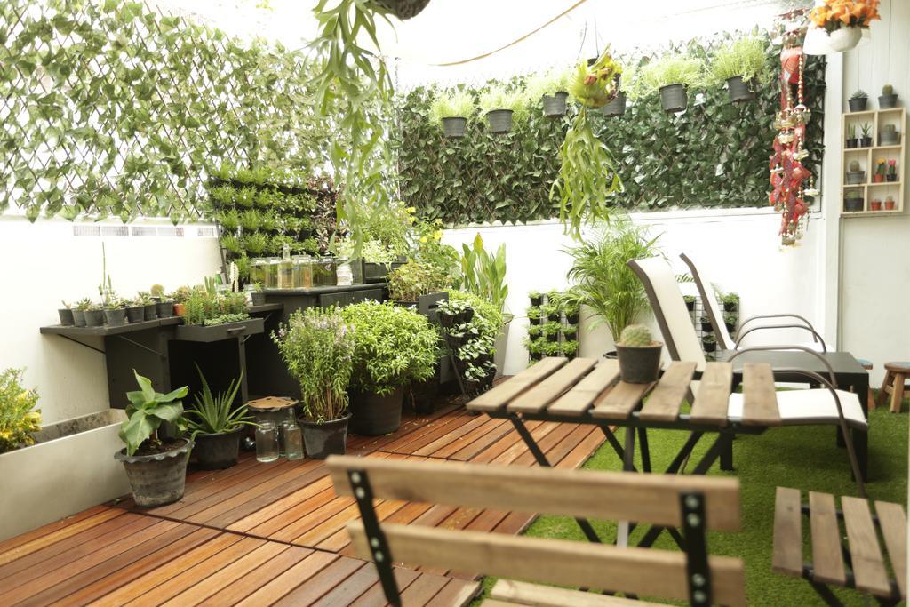 Tiger Lily Hostel Bangkok Ngoại thất bức ảnh